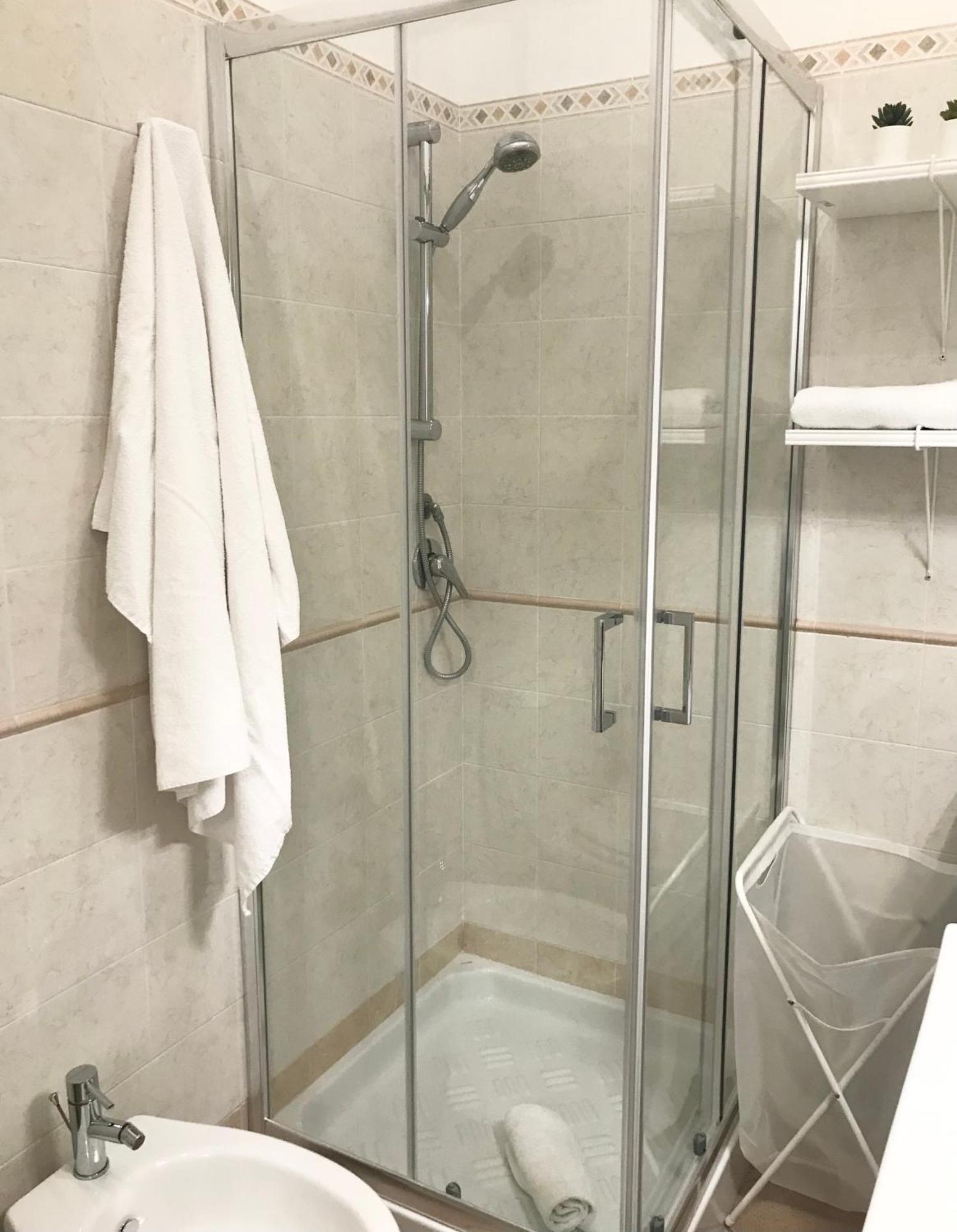 Largo Cannizzaro Apartments ماتزيو المظهر الخارجي الصورة